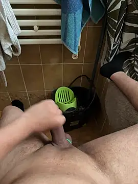 alejandro699669 online show from July 24, 2026, 5:09 pm