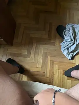 alejandro699669 online show from June 16, 2026, 6:46 am