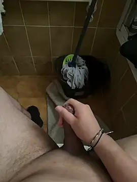 alejandro699669 online show from July 16, 2026, 5:10 pm