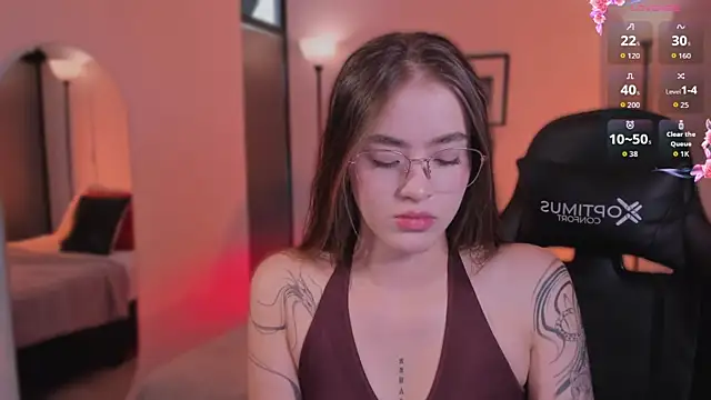 LizzyColins online show from July 12, 2026, 3:24 pm