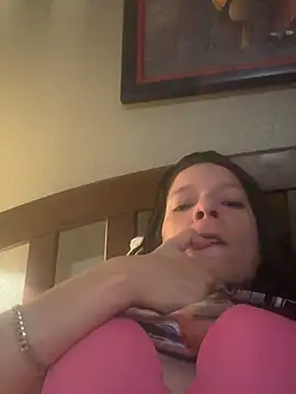 Snapshot of babygoose760 chatting on July 4, 2026, 4:52 am babygoose760 online show from July 4, 2026, 4:52 am