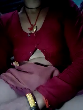 Aarti9080 online show from July 9, 2026, 4:39 pm