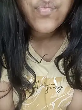 MissRiyaLive online show from July 29, 2026, 5:45 pm