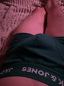 Pierre20cm21ans online show from June 29, 2026, 8:30 pm