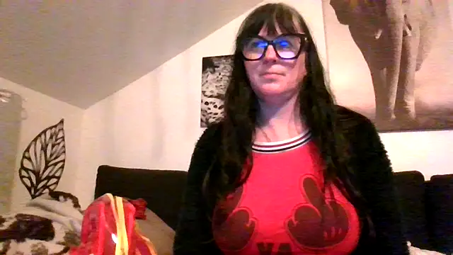 sexujuly88 online show from June 10, 2026, 9:05 pm