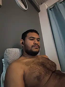 Leonargg online show from June 3, 2026, 12:33 am