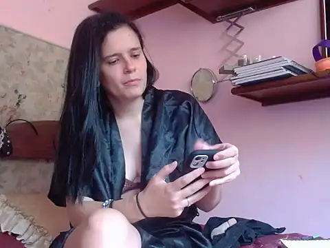 NinaMendes online show from June 3, 2026, 12:06 pm