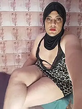 LenaQPeach online show from June 27, 2026, 6:08 am