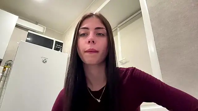 LianaMagic online show from June 5, 2026, 5:18 pm