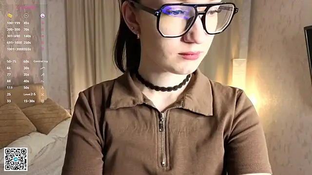 ClaudiaWhitherspoon online show from June 4, 2026, 6:12 pm