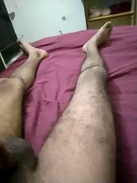 hotyuvraj69 online show from June 2, 2026, 7:52 am