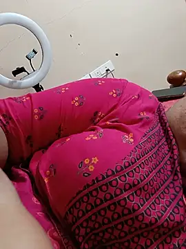 Snapshot of silky_rose29 chatting on July 23, 2026, 8:44 am silky rose29 online show from July 23, 2026, 8:44 am