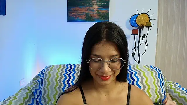 Lunaa monroee online show from July 11, 2026, 2:28 pm