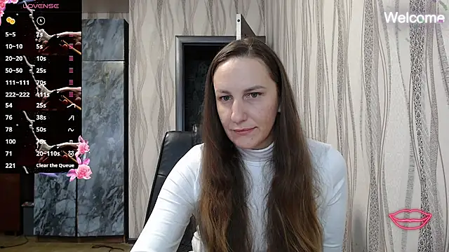 Yevgeshka-Milashka online show from October 19, 2025, 6:16 am