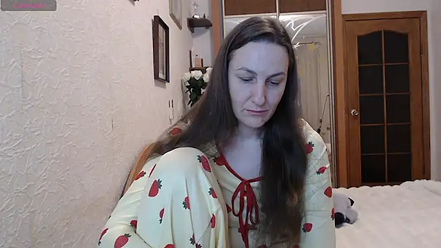 Yevgeshka-Milashka online show from March 11, 2026, 4:12 pm