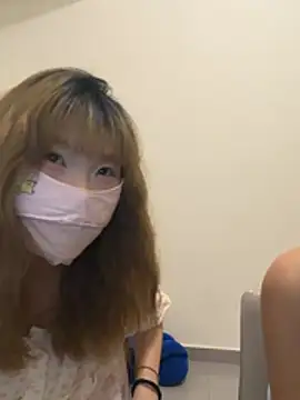 QIQI-QIQI-01 online show from July 21, 2026, 8:59 am