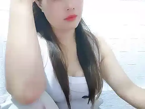-Site-lee online show from July 18, 2026, 2:14 pm