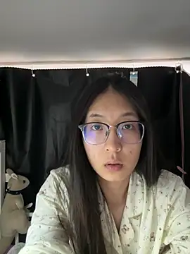 tianxin686 online show from June 11, 2026, 5:43 pm