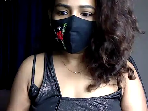 Nisha-moon online show from July 4, 2026, 7:04 am