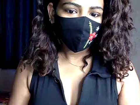 Nisha-moon online show from June 25, 2026, 6:40 am