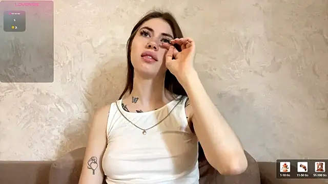 MonikaSullivan online show from July 15, 2026, 11:17 am