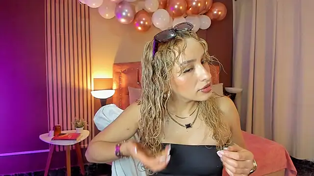 sensual fer online show from July 16, 2026, 12:35 pm