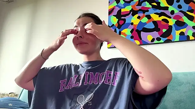 MarisaKomar online show from June 18, 2026, 7:18 am