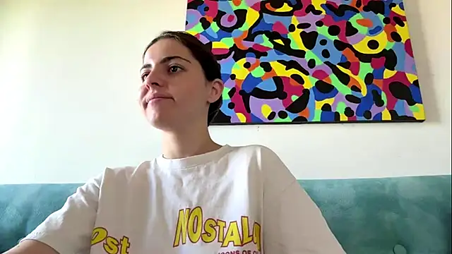 MarisaKomar online show from June 16, 2026, 7:08 am