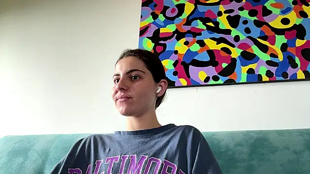 MarisaKomar online show from June 14, 2026, 7:53 am