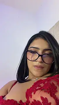 Snapshot of Nicolegh_ chatting on June 25, 2026, 5:12 am Nicolegh online show from June 25, 2026, 5:12 am