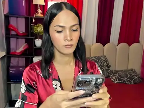 XxBeautyxX online show from June 15, 2026, 7:41 am