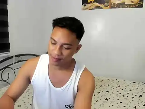 urfucker vinz online show from July 27, 2026, 12:34 pm
