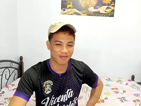 urfucker vinz online show from June 10, 2026, 1:12 pm