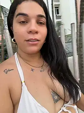 Snapshot of Siri_Luxx chatting on July 2, 2026, 8:15 pm Siri Luxx online show from July 2, 2026, 8:15 pm