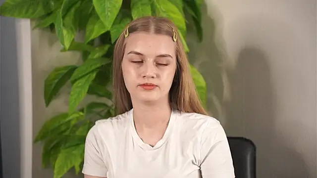BethanyBruchey online show from June 4, 2026, 9:14 am
