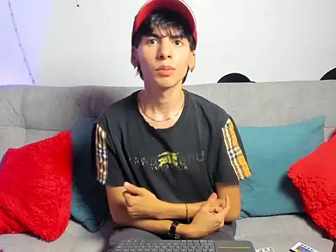 Angel Dustt1 online show from June 4, 2026, 8:02 pm