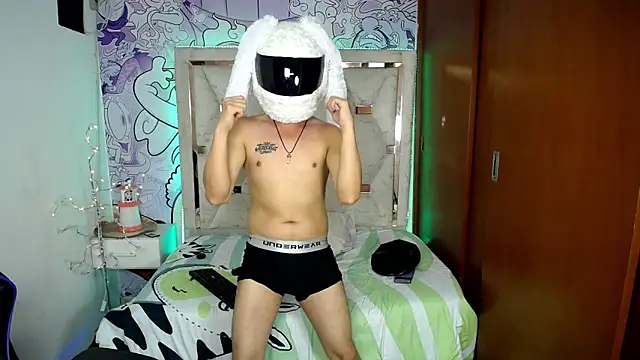 Golds boy duo online show from June 5, 2026, 4:39 am