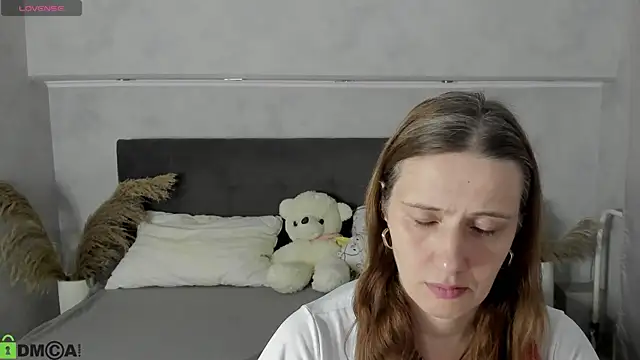 Snapshot of Kathrine-Meyer chatting on July 7, 2026, 1:08 am Kathrine-Meyer online show from July 7, 2026, 1:08 am