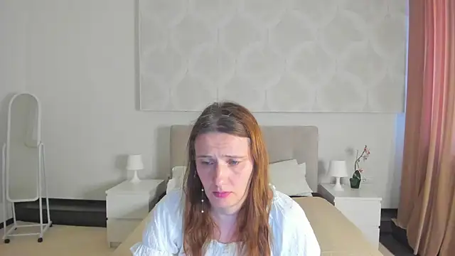Snapshot of Kathrine-Meyer chatting on June 20, 2026, 1:10 am Kathrine-Meyer online show from June 20, 2026, 1:10 am