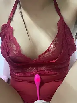 Fiona babygirl online show from July 7, 2026, 6:47 am