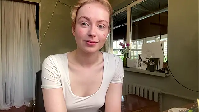 LollyAngel online show from June 9, 2026, 4:19 pm