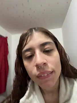 Snapshot of Cherry_Luna1 chatting on June 19, 2026, 12:38 am Cherry Luna1 online show from June 19, 2026, 12:38 am