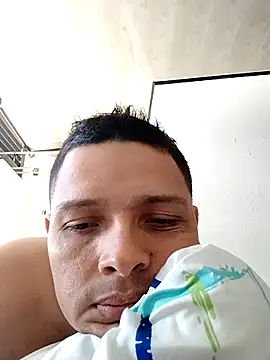 EnzoDesire online show from June 20, 2026, 4:34 pm