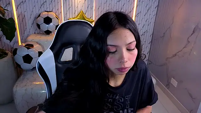 samantha tx  online show from July 10, 2026, 3:28 am