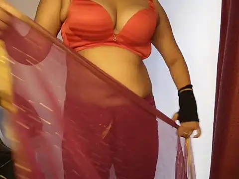 Sexydiya9 online show from July 14, 2026, 3:55 am