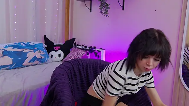 TwiggySmith online show from July 6, 2026, 9:38 am