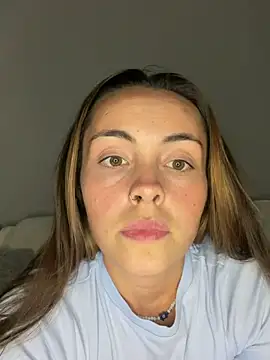 Snapshot of Lucysaphire chatting on June 15, 2026, 6:29 pm Lucysaphire online show from June 15, 2026, 6:29 pm