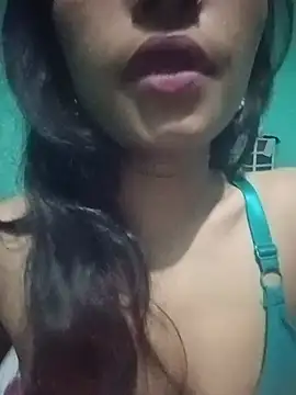 kajal jain00 online show from June 21, 2026, 1:28 pm