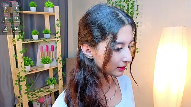 JasminKitany online show from July 3, 2026, 8:37 pm