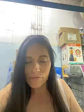 CatalinaSantana83 online show from June 5, 2026, 12:37 am
